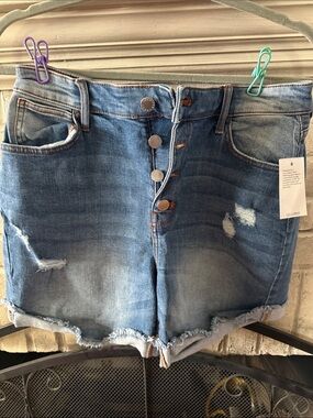 Jennifer Lopez Light Wash Distressed Button-Fly Jean Shorts